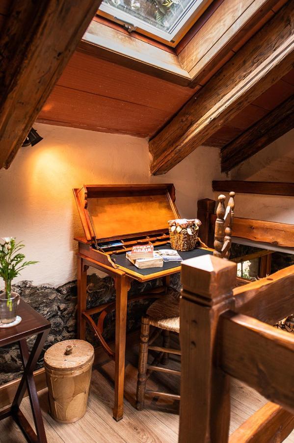 Homeforguest Cosy Rural Flat El Romero With Large Gardens 타코론테 외부 사진